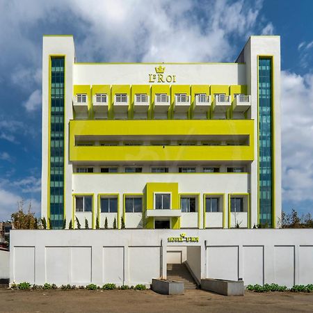 Le Roi Dehradun At Dehradun Railway Station Hotel Exterior photo